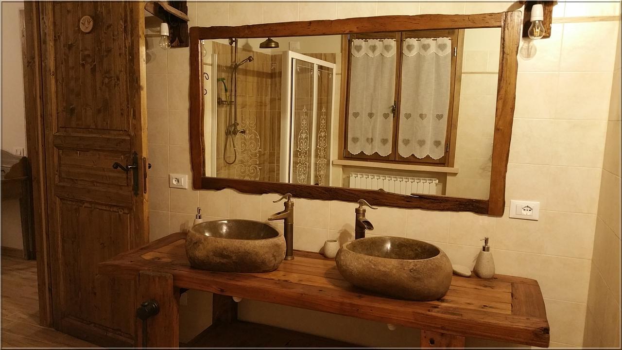 La Casa Delle Rondini Bed & Breakfast Roncoferraro Екстериор снимка