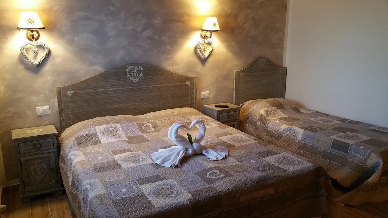 La Casa Delle Rondini Bed & Breakfast Roncoferraro Екстериор снимка
